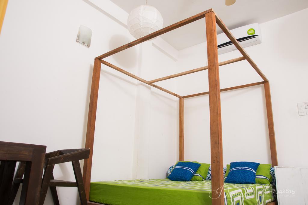 Cheeky Monkey Surf Camp Hotel Weligama Eksteriør billede